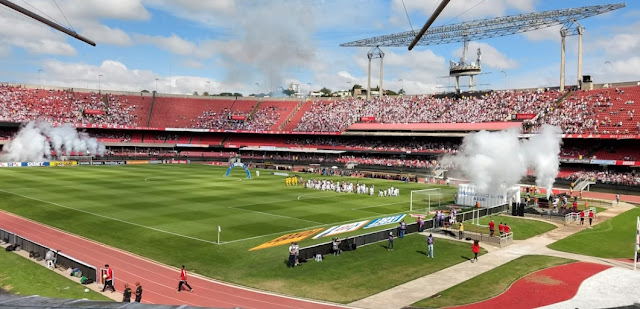 FIFA Club World Cup 2025 crowd reaction  Palmeiras player Raphael Veiga celebration